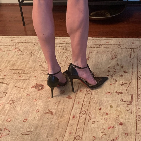 Christian Louboutin - Picture 11 of 13